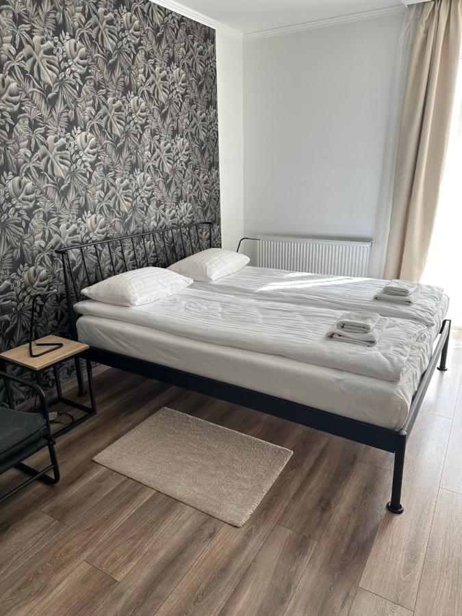 Ferienwohnung Lovely Studio At Heart Of The Budapest Exterior foto